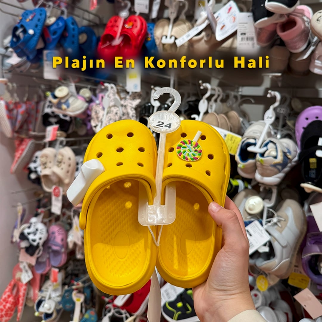 Miniklere plajda konfor ve şıklık sunan ürünleri Ebebek’te keşfet!????