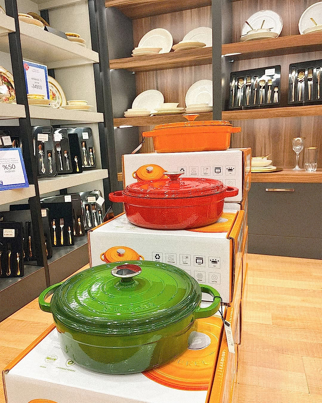 Eğlenceli mutfaklar renkli tasarımlar!