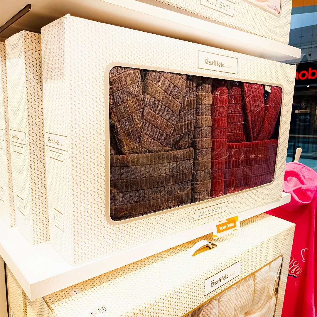 Yumuşak ve renkli bornozları Özdilek’te bulabilirsiniz!????